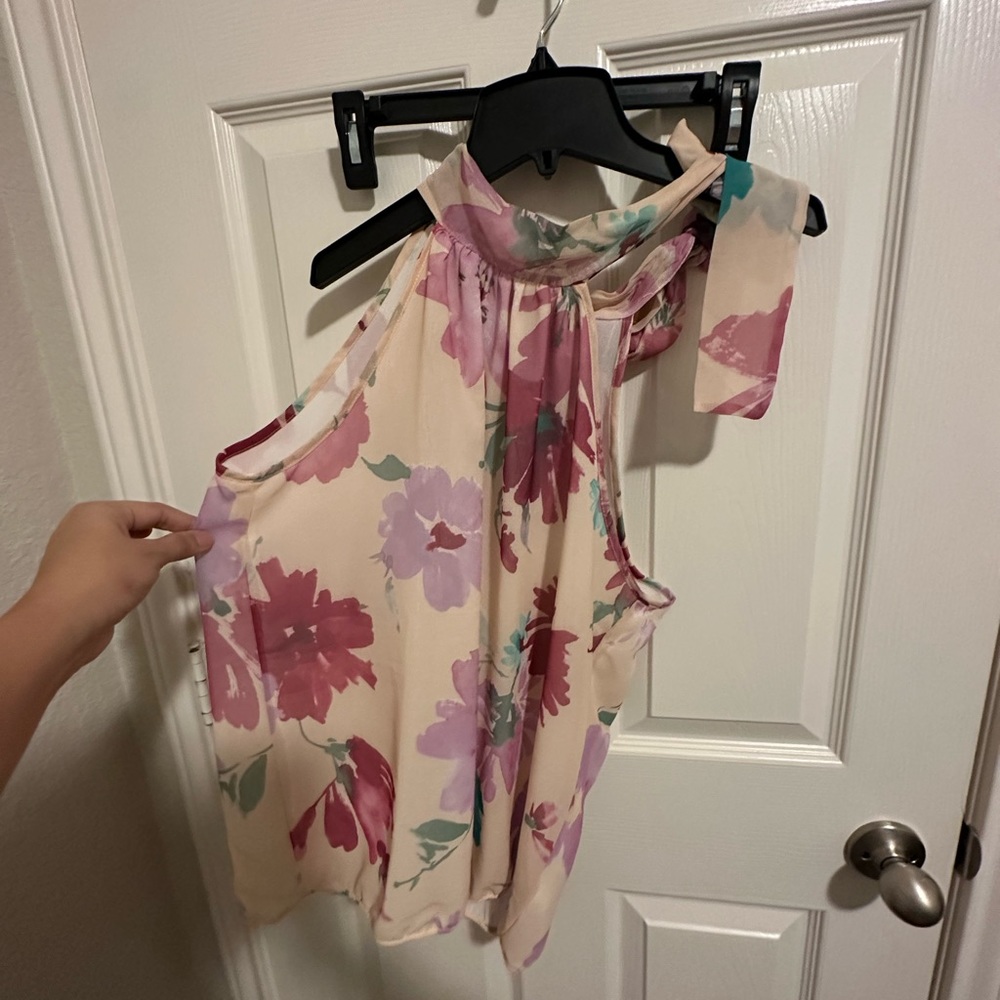 Sweet Pea Neck Tie Top